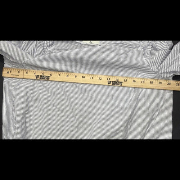 Babaton Aritzia Cold Shoulder Blue Stripe Preppy Quiet Luxury Designer Blouse M - Picture 12 of 14